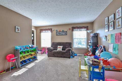 9675 Fallshill Cir, Cincinnati, OH 45231 photo 8