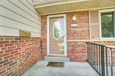 8714 Pringle Dr, Cincinnati, OH 45231 photo 6