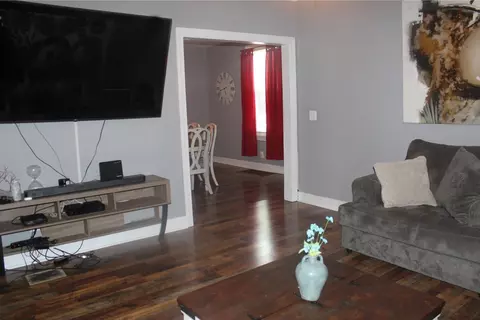 327 N E St, Hamilton, OH 45013 photo 7