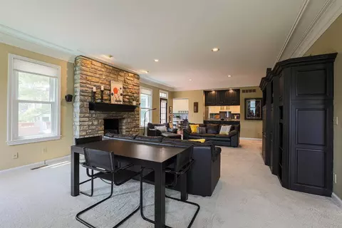 3545 Fawnrun Dr, Evendale, OH 45241 photo 9