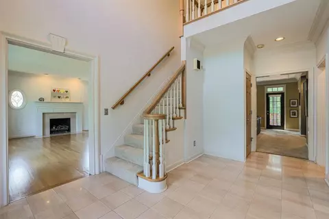 3545 Fawnrun Dr, Evendale, OH 45241 photo 4