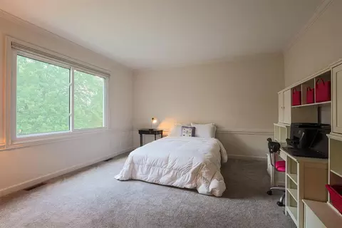 3545 Fawnrun Dr, Evendale, OH 45241 photo 26