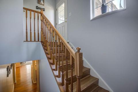 7658 Bridge Point Dr, Cincinnati, OH 45248 photo 3