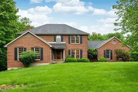 3793 Fallentree Ln, Blue Ash, OH 45236 photo 1