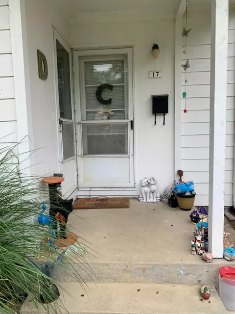 13 Dewitt St, Greenhills, OH 45218 photo 11