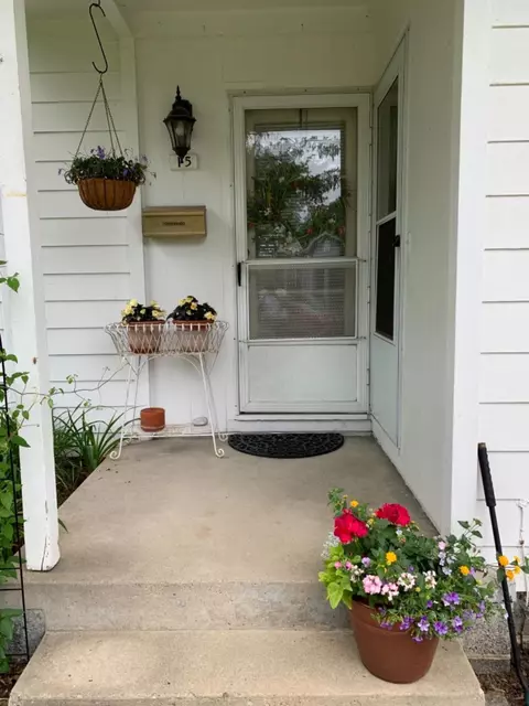 13 Dewitt St, Greenhills, OH 45218 photo 40