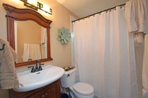 742 Loda Dr, Cincinnati, OH 45245 photo 17
