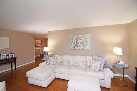 742 Loda Dr, Cincinnati, OH 45245 photo 6