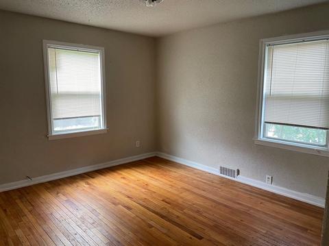 2345 Losantiville Ave, Golf Manor, OH 45237 photo 16
