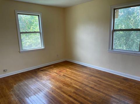 2345 Losantiville Ave, Golf Manor, OH 45237 photo 9