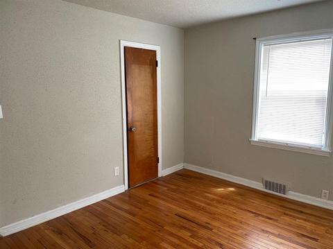 2345 Losantiville Ave, Golf Manor, OH 45237 photo 18