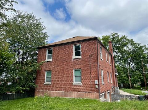 2345 Losantiville Ave, Golf Manor, OH 45237 photo 3