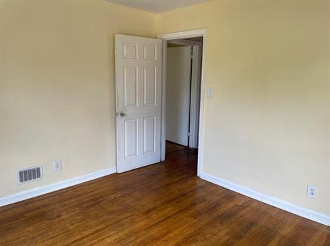 2345 Losantiville Ave, Golf Manor, OH 45237 photo 10