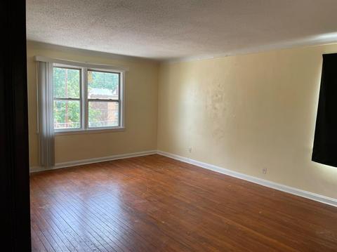 2345 Losantiville Ave, Golf Manor, OH 45237 photo 8