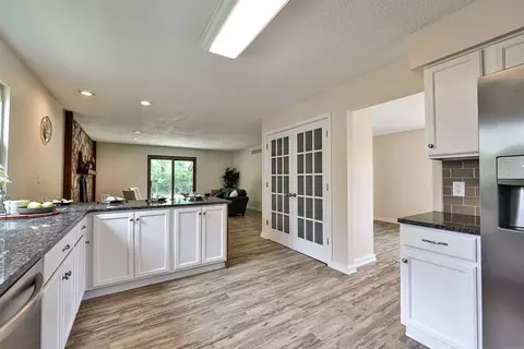 11002 Embassy Dr, Forest Park, OH 45240 photo 17