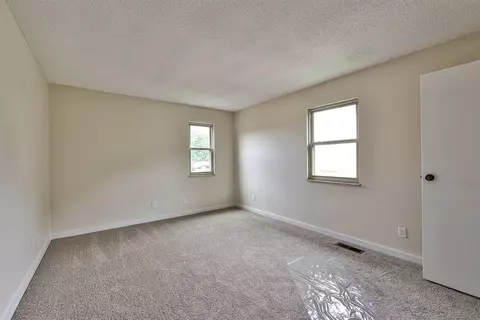 11002 Embassy Dr, Forest Park, OH 45240 photo 29