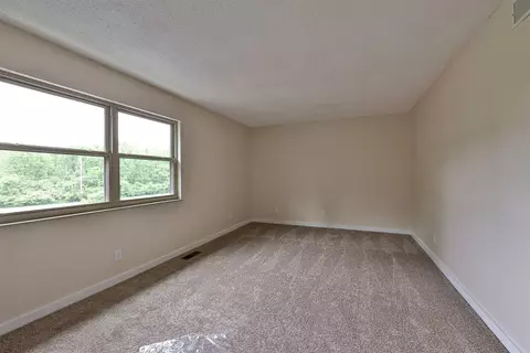 11002 Embassy Dr, Forest Park, OH 45240 photo 28