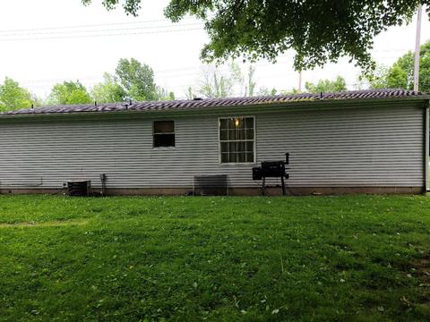 346 Fancy St, Blanchester, OH 45107 photo 2