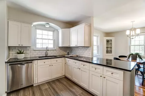 3335 Maplecrest Pl, Cincinnati, OH 45209 photo 10
