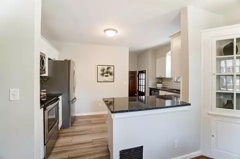 3335 Maplecrest Pl, Cincinnati, OH 45209 photo 9