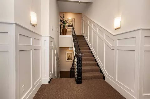 417 Vine St #503, Cincinnati, OH 45202 photo 2