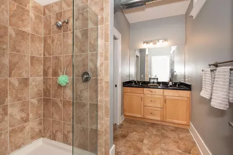 417 Vine St #503, Cincinnati, OH 45202 photo 10