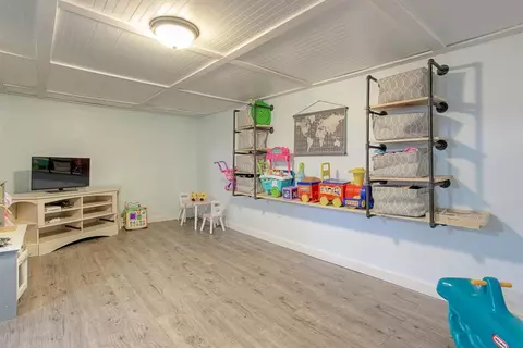 519 Denmark Dr, Cincinnati, OH 45244 photo 9
