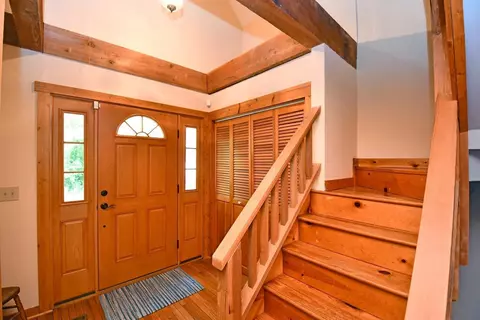 7713 Forest Rd, Cincinnati, OH 45255 photo 3