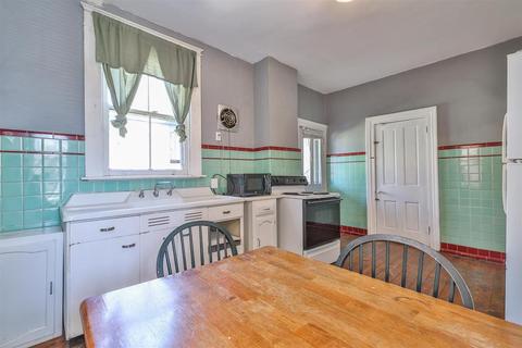 620 Riddle Rd, Cincinnati, OH 45220 photo 13
