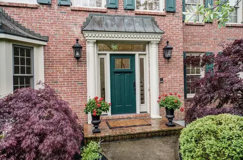 10256 Stablehand Dr, Cincinnati, OH 45242 photo 2