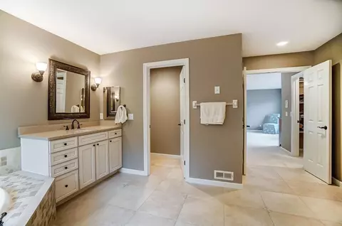 10256 Stablehand Dr, Cincinnati, OH 45242 photo 33