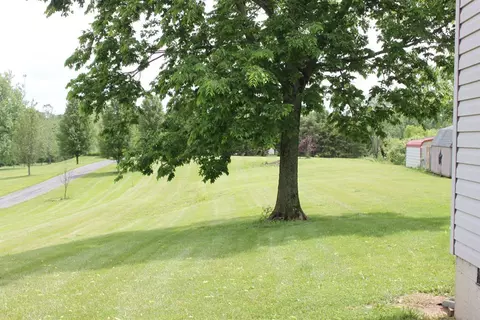 6487 Kalbfleisch Rd, Middletown, OH 45042 photo 2