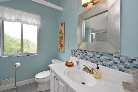 1011 Hill St, Cincinnati, OH 45202 photo 25