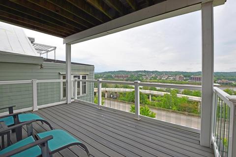 1011 Hill St, Cincinnati, OH 45202 photo 37
