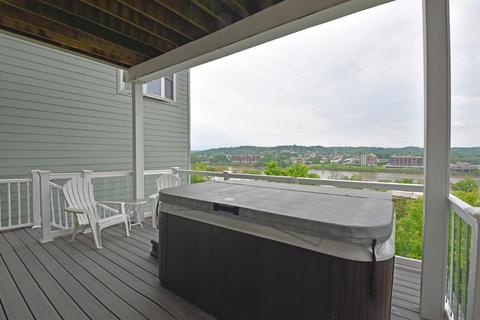 1011 Hill St, Cincinnati, OH 45202 photo 48