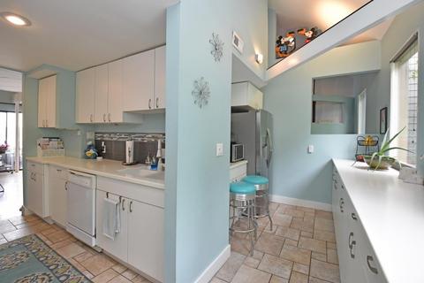 1011 Hill St, Cincinnati, OH 45202 photo 17