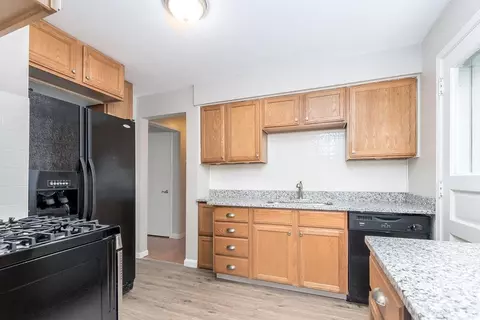 6294 Glade Ave, Cincinnati, OH 45230 photo 9