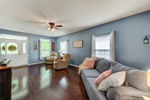 34 Dewitt St, Greenhills, OH 45218 photo 5