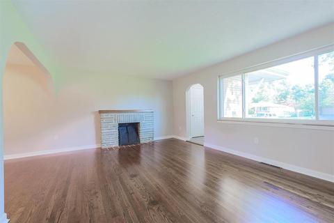 837 Diane Dr, Cincinnati, OH 45245 photo 6