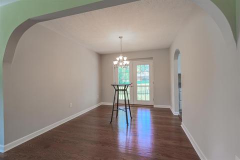 837 Diane Dr, Cincinnati, OH 45245 photo 12