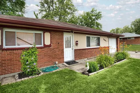 2441 Uranus Ct, Cincinnati, OH 45231 photo 3