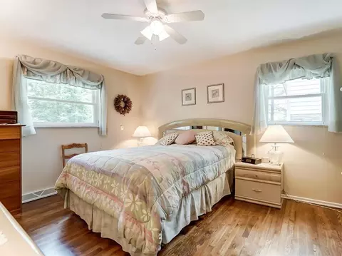 1045 Timber Trl, Cincinnati, OH 45224 photo 12