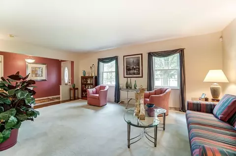 1045 Timber Trl, Cincinnati, OH 45224 photo 4