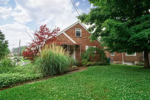 5205 Willnet Dr, Cincinnati, OH 45238 photo 2