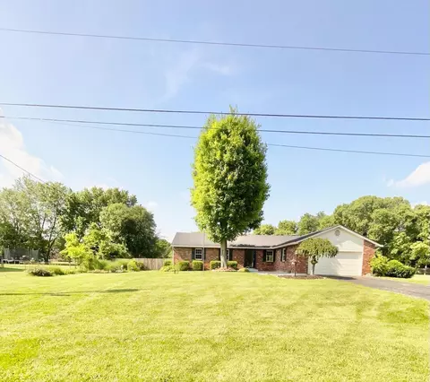 3228 Eric Ln, Hamilton, OH 45011 photo 3