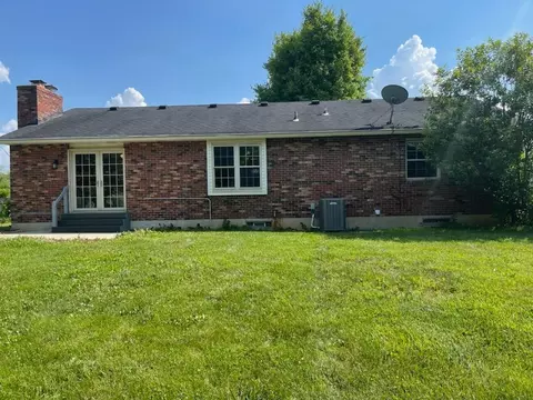 3228 Eric Ln, Hamilton, OH 45011 photo 10