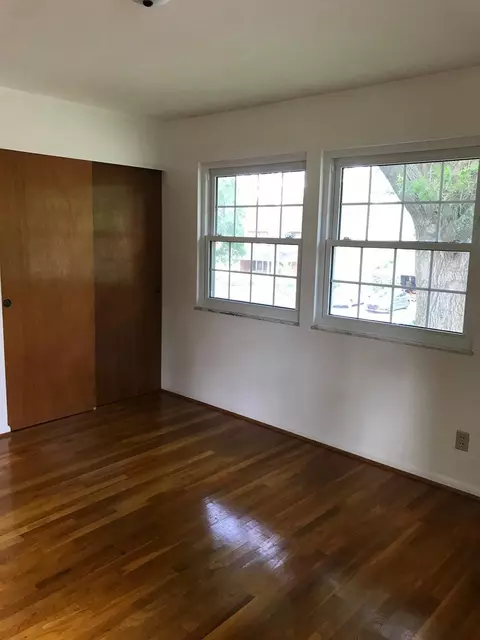 34 Handel Ln, Greenhills, OH 45218 photo 26