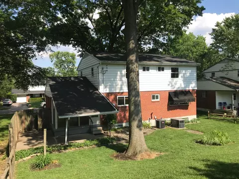 34 Handel Ln, Greenhills, OH 45218 photo 6