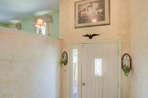 3972 Benjamin St, Cincinnati, OH 45245 photo 3
