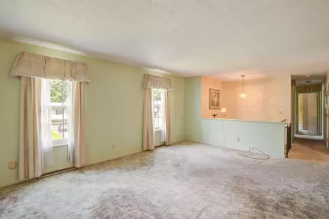 3972 Benjamin St, Cincinnati, OH 45245 photo 6